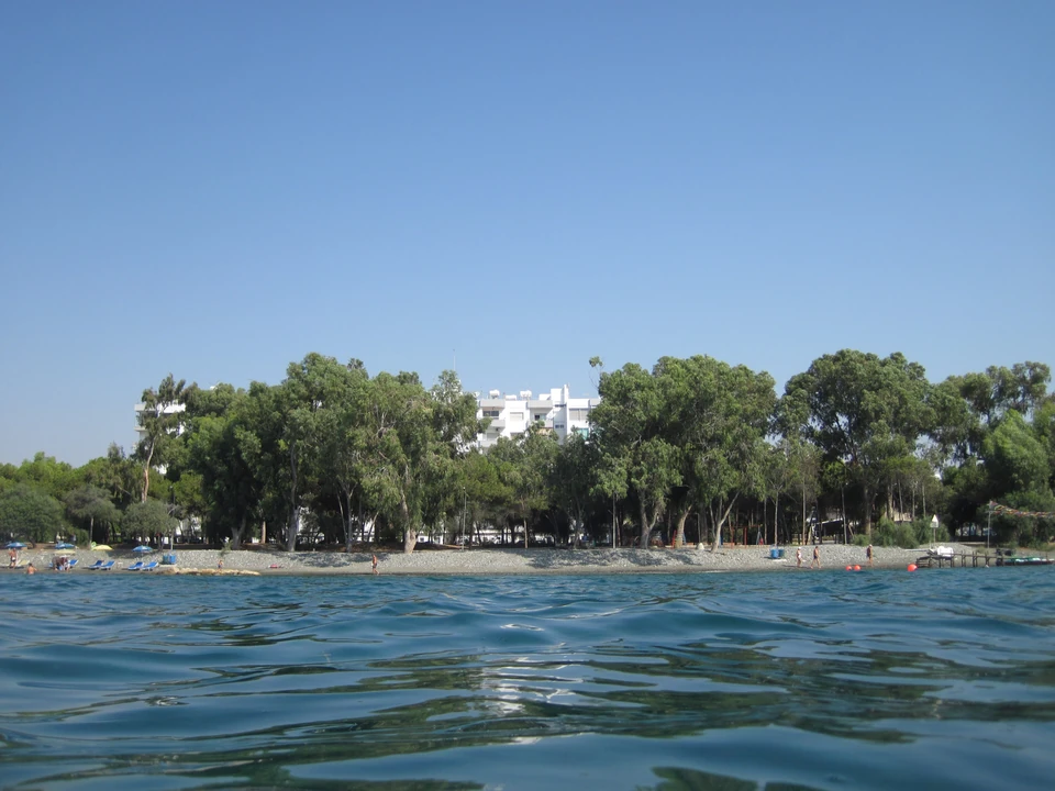 Stranden vid Dasoudi i Limassol.