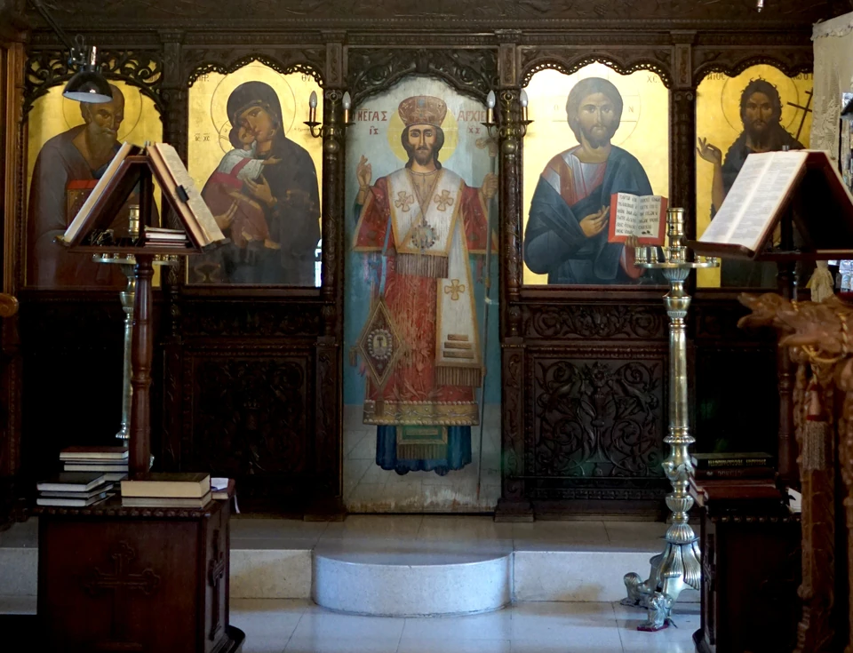 Interiör i Agia Paraskevi-kyrkan i Geroskipou.